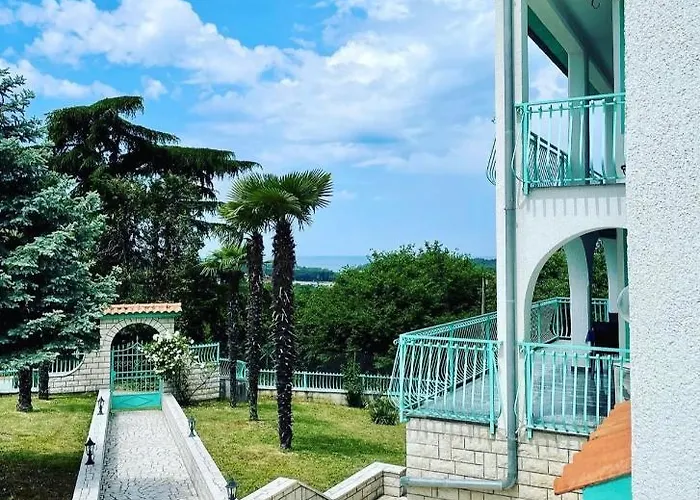 Katja Διαμέρισμα Mugeba